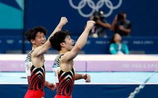 星空体育app-精彩比拼打响，各国选手拼尽全力