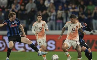 星空体育app-欧冠比赛阵容强大，球队奋力拼搏争夺胜利