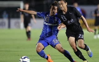 星空体育官网-斯图加特再遇失利，士气低迷危机重重