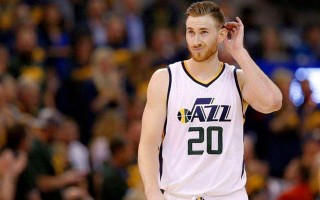 星空体育官网-效力老东家！前球星复出再度活跃赛场