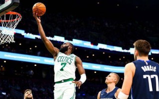 星空体育-独行侠队壮气凌云，击败梦幻队