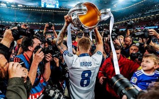 星空体育官网-皇家马德里胜利之路曲折，连场失球不断