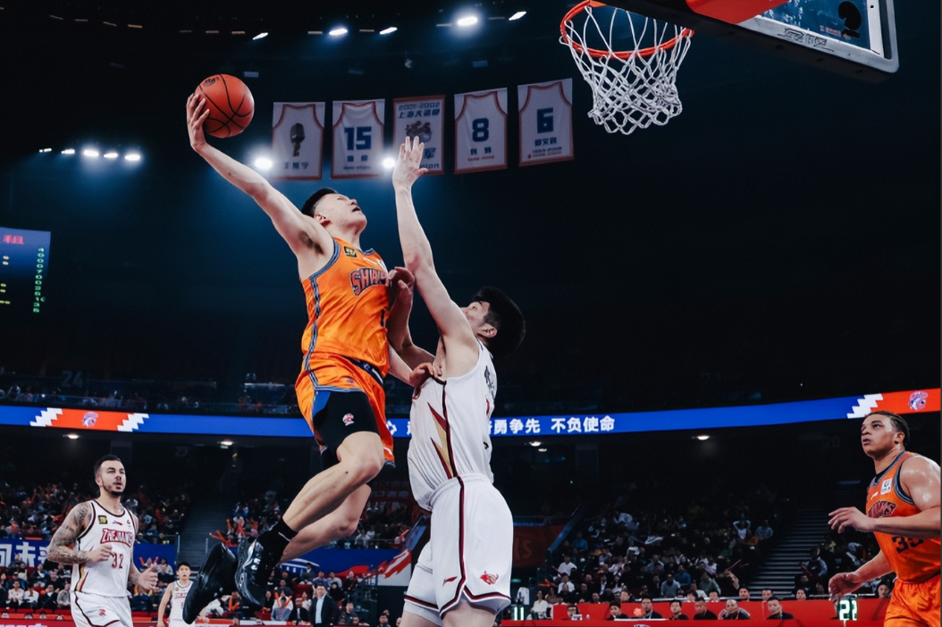 星空体育官方网站-队员表现抢眼备战,球队蓄力突破-第2张图片-星空体育官方网站 星空体育官方网站-队员表现抢眼备战,球队蓄力突破-第2张图片-星空体育官方网站