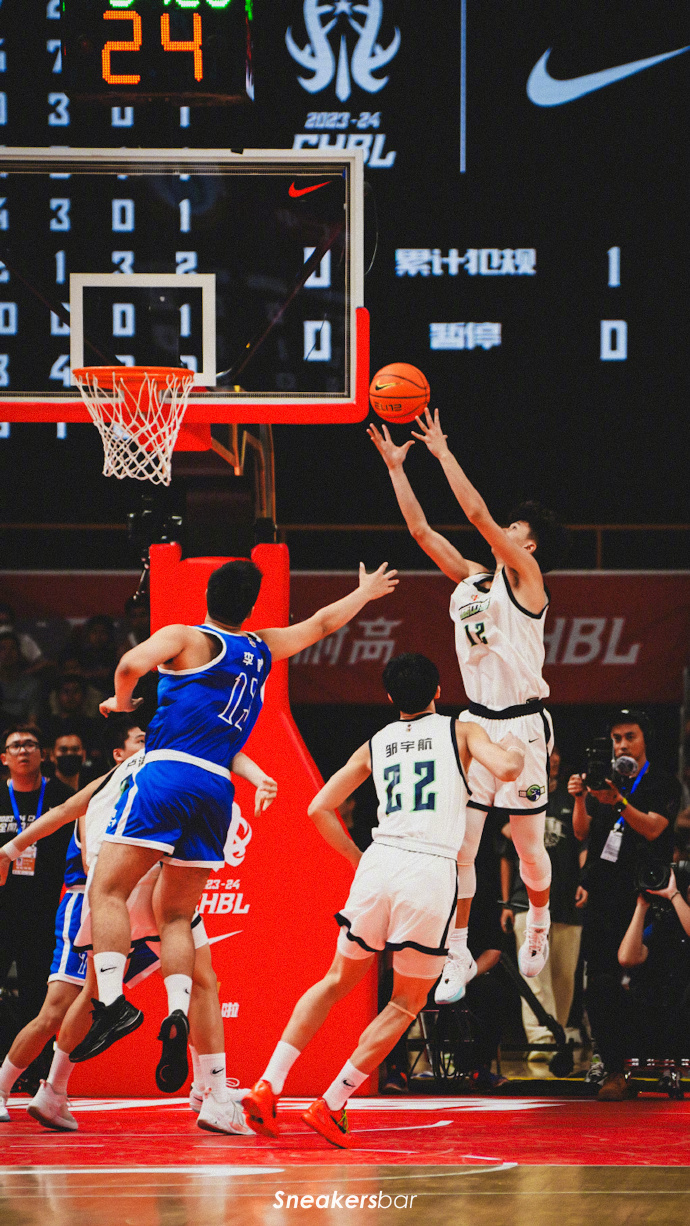 星空体育官网入口-中国篮球甲级联赛总决赛开赛,强队对抗-第2张图片-星空体育官方网站 星空体育官网入口-中国篮球甲级联赛总决赛开赛,强队对抗-第2张图片-星空体育官方网站