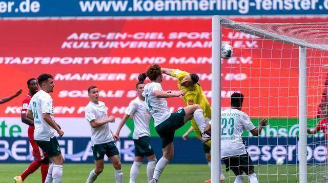 星空体育官方网站-汉堡主场告捷，球队士气大增-第1张图片-星空体育官方网站