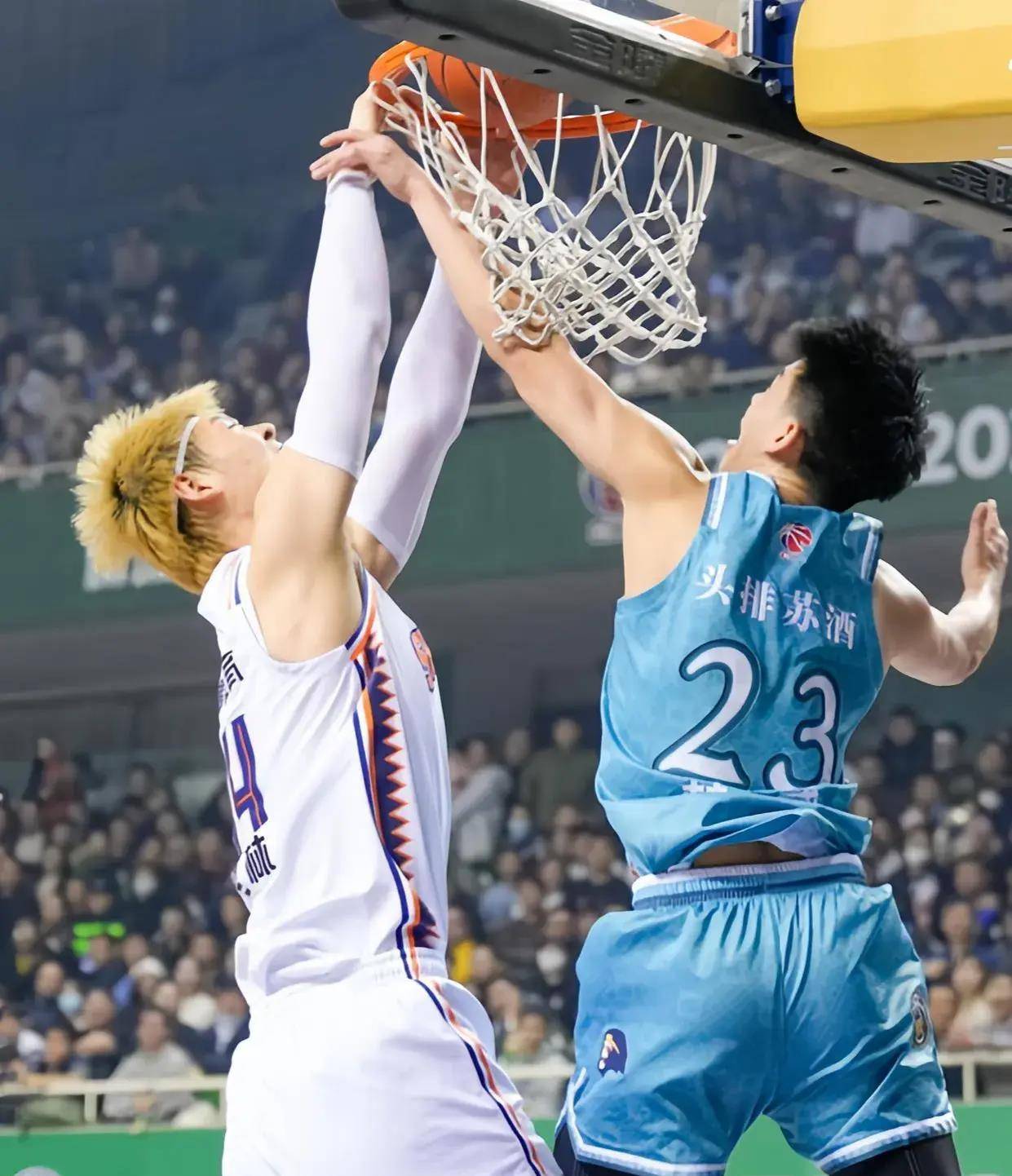 星空体育官网-深圳凯贝斯在比赛中破门得分，为球队取得优势-第1张图片-星空体育官方网站