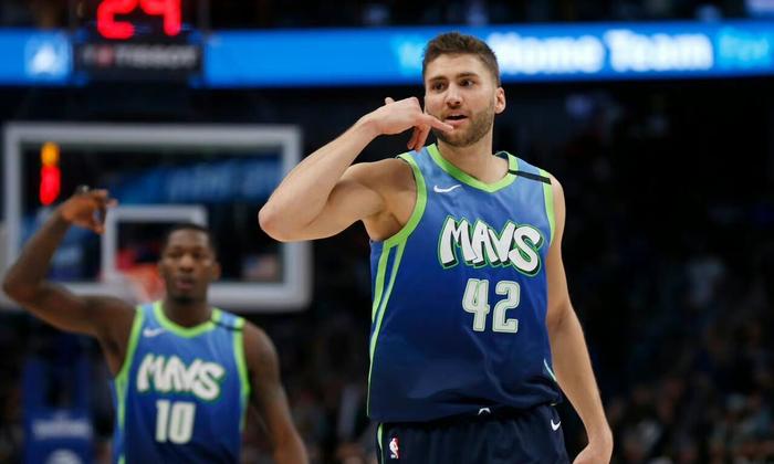 星空体育app-爵士队主教练斯奈德谈球队防守策略，冲刺季后赛-第2张图片-星空体育官方网站