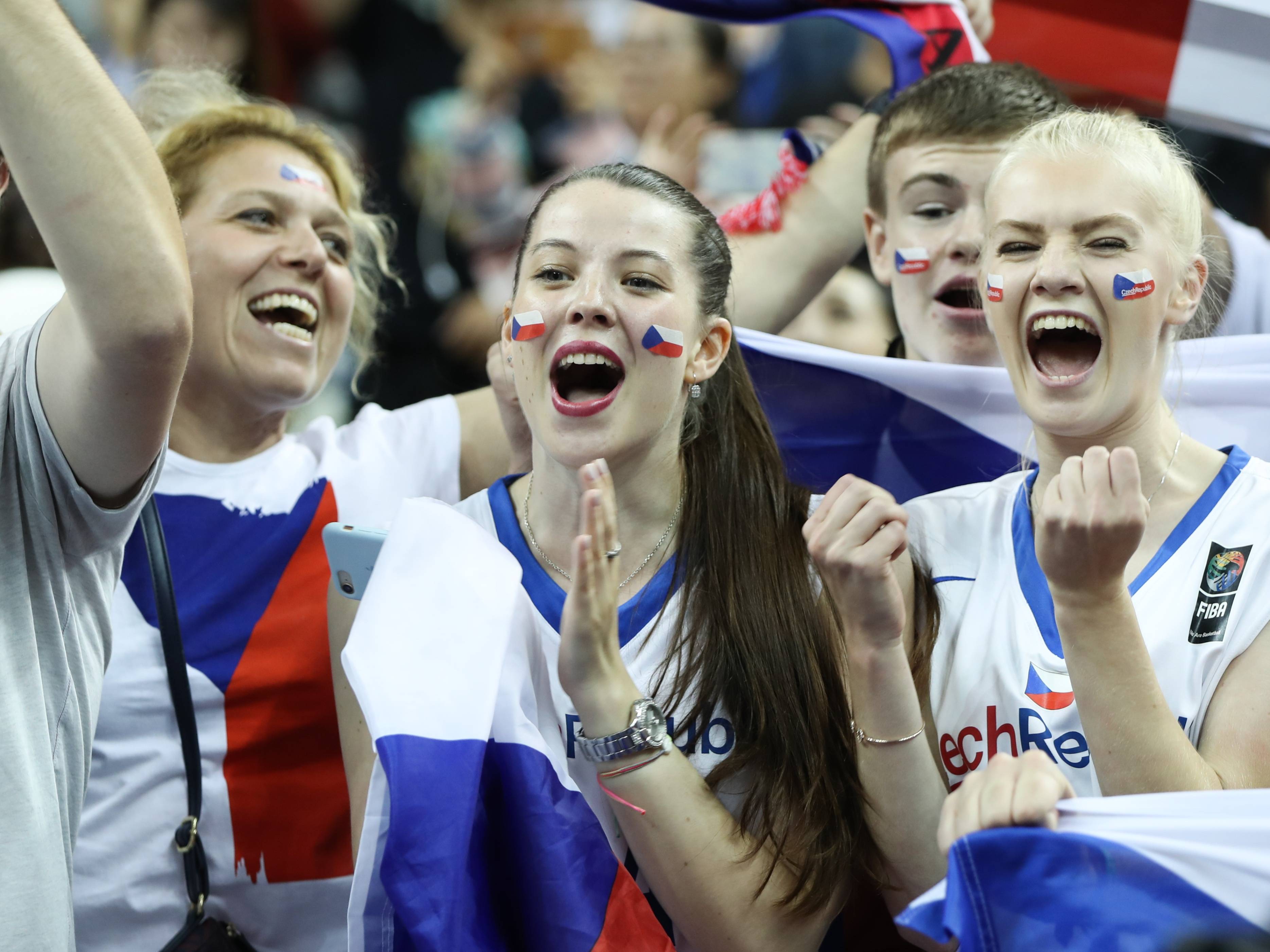 星空体育官方网站-捷克队球员表现出色，力争晋级-第2张图片-星空体育官方网站