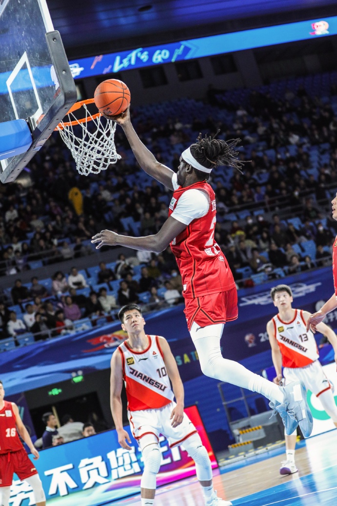 星空体育官网-北京首钢客场遭遇惨败,全队低迷不振-第1张图片-星空体育官方网站 星空体育官网-北京首钢客场遭遇惨败,全队低迷不振-第1张图片-星空体育官方网站