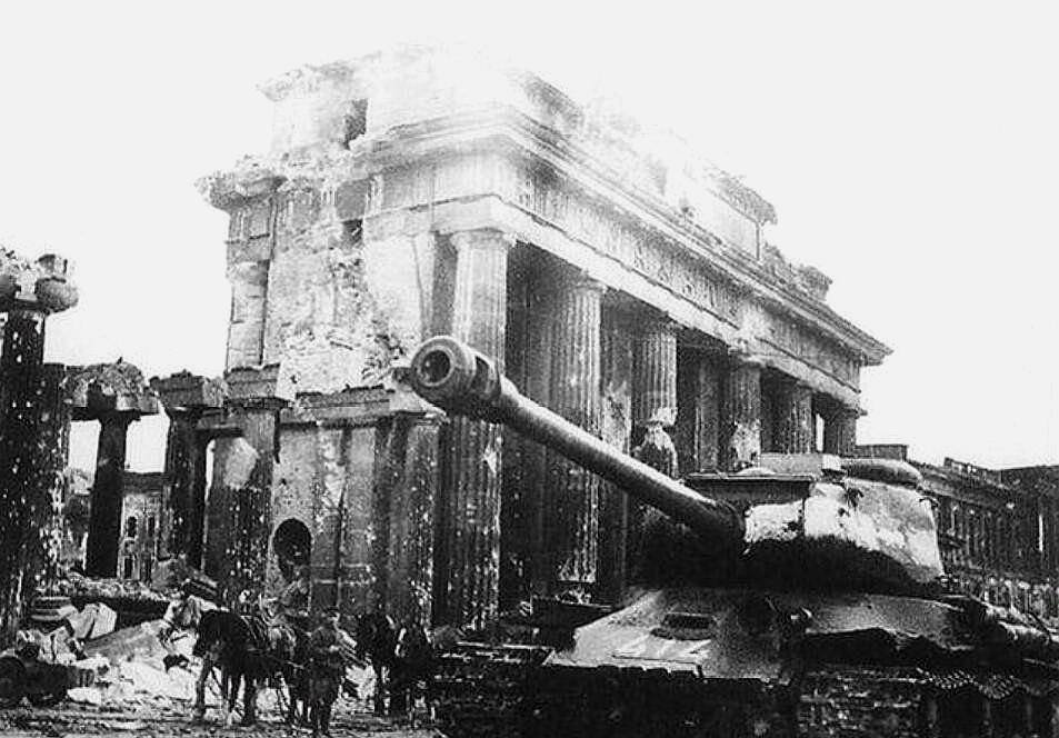 星空体育官方网站-柏林联邦球队打破僵局，取得关键胜利-第1张图片-星空体育官方网站