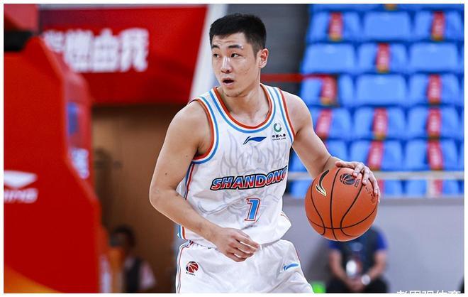 星空体育app-山东男篮发挥出色,继续保持领先优势-第2张图片-星空体育官方网站 星空体育app-山东男篮发挥出色,继续保持领先优势-第2张图片-星空体育官方网站