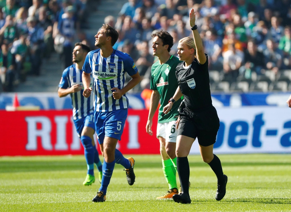 星空体育官方网站-柏林赫塔主帅赛后怒批裁判,声讨比赛结果-第1张图片-星空体育官方网站 星空体育官方网站-柏林赫塔主帅赛后怒批裁判,声讨比赛结果-第1张图片-星空体育官方网站