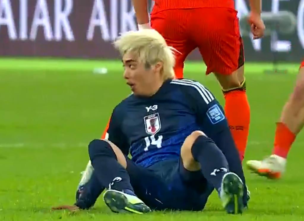 星空体育-水花四溅!球员突破得手让防守方束手无策-第2张图片-星空体育官方网站 星空体育-水花四溅!球员突破得手让防守方束手无策-第2张图片-星空体育官方网站