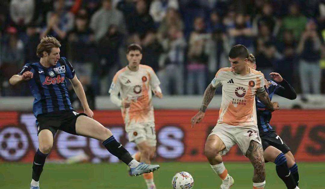 星空体育app-欧冠比赛阵容强大，球队奋力拼搏争夺胜利-第1张图片-星空体育官方网站